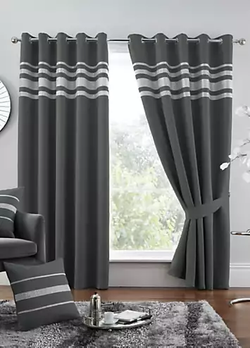 Gaveno Cavailia Kendal Glam Blackout Eyelet Curtains | Kaleidoscope