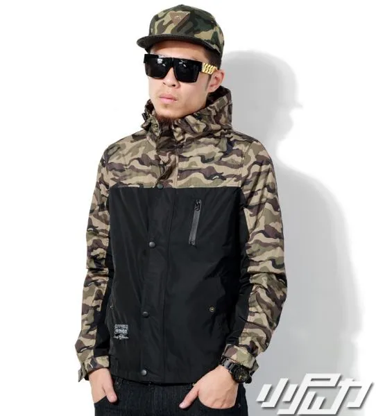 Men's Windsheeter Jacket with Half Green Military Camouflage Print