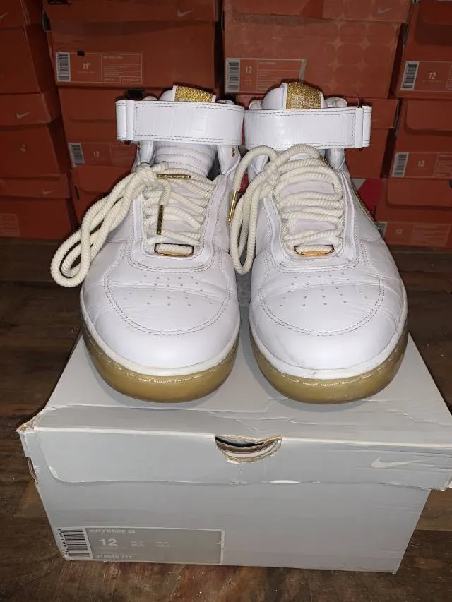 NIKE AIR FORCE 25 WHITE GOLD PRE OWNED SIZE 12