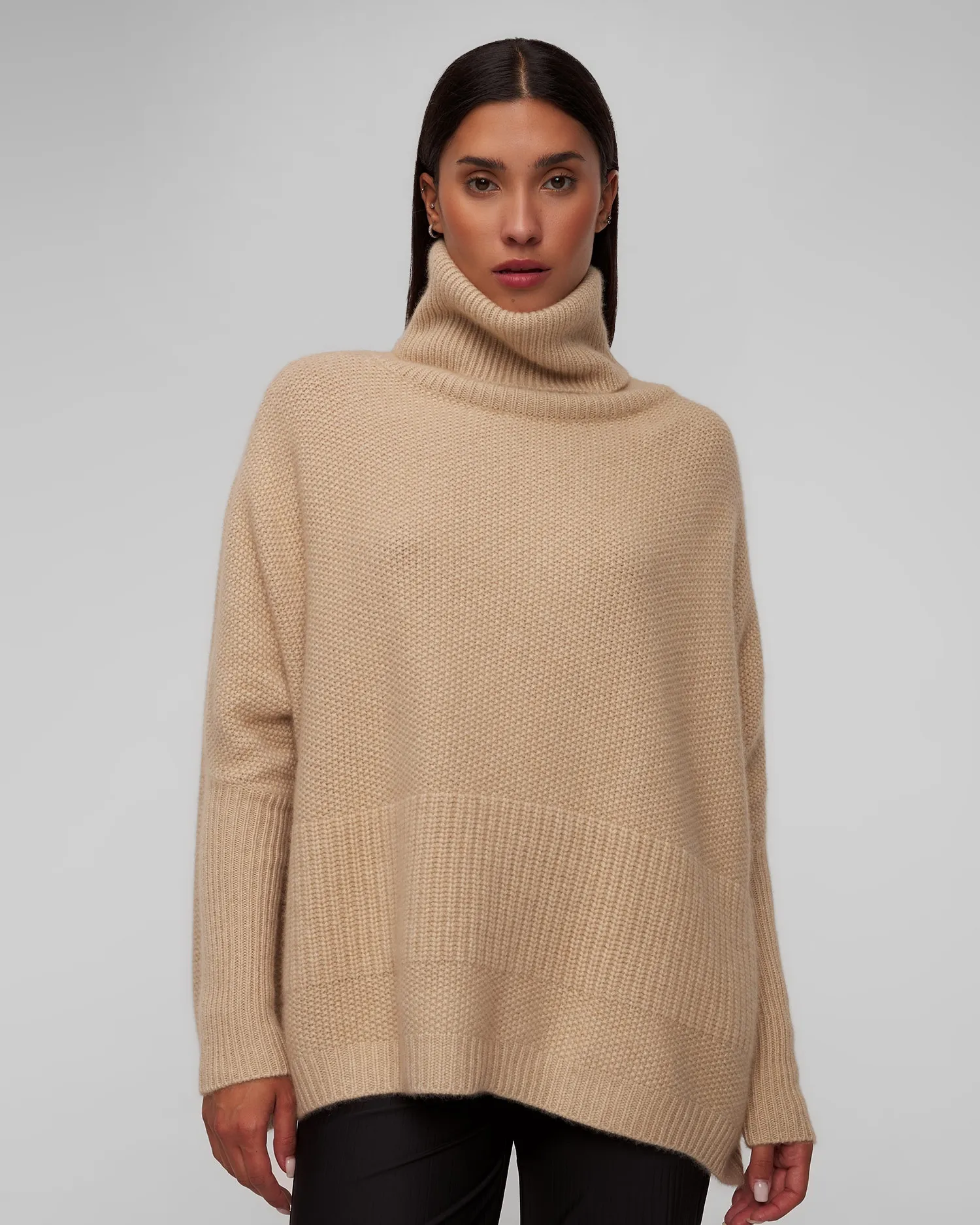 Women's beige cashmere turtleneck Kujten Luani F2489-2