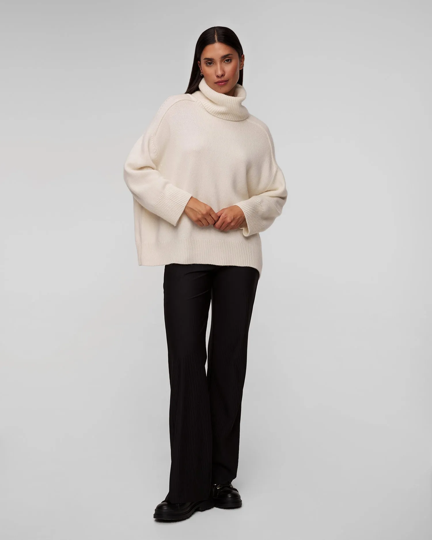 Women's white cashmere turtleneck Kujten Diana F2797-2227