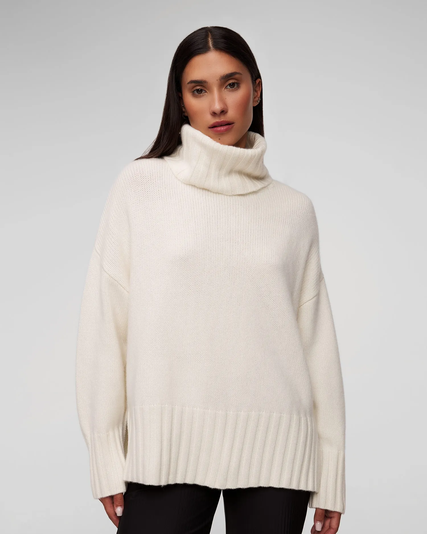 Women's white cashmere turtleneck  Kujten Yoko F2621-755