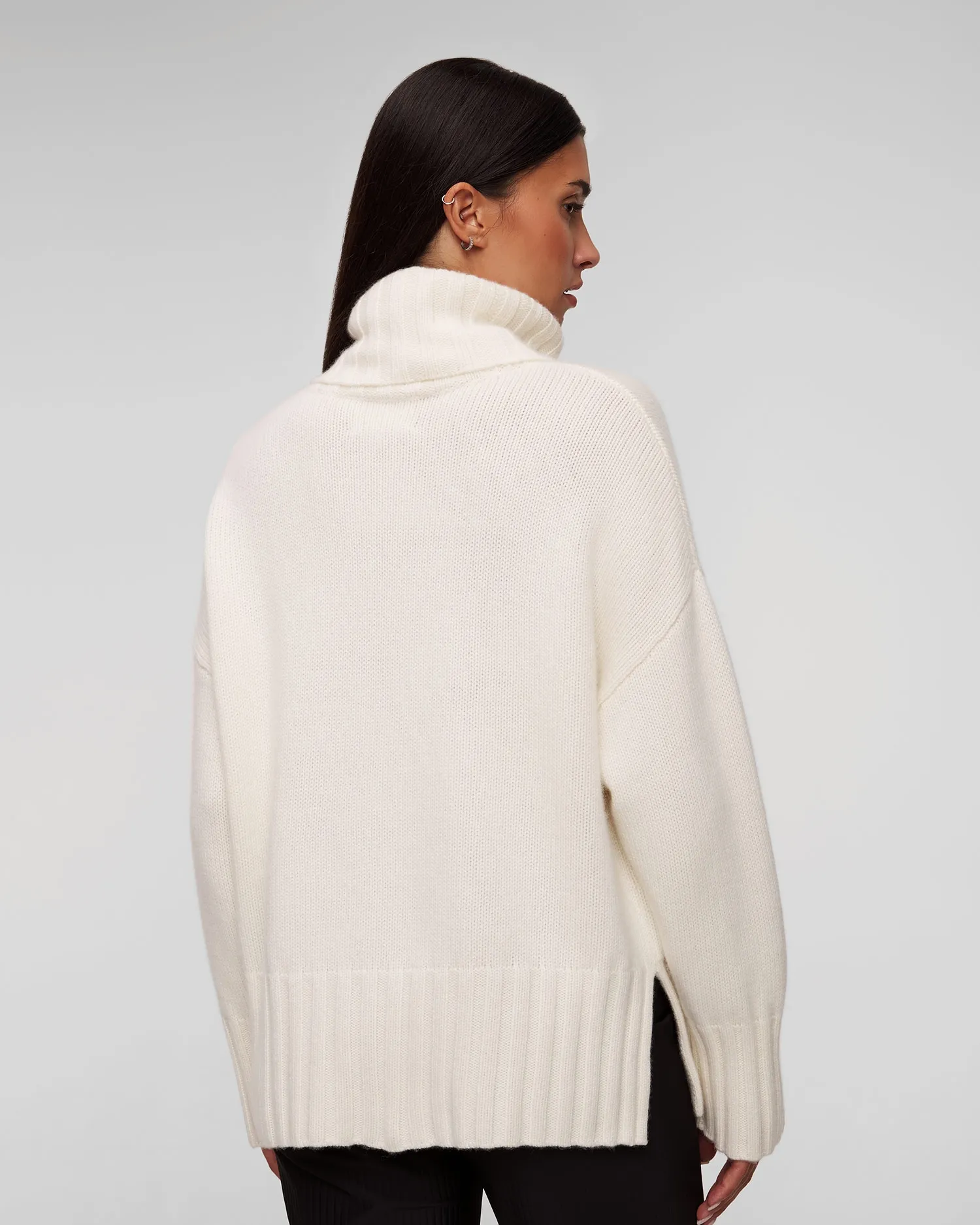 Women's white cashmere turtleneck  Kujten Yoko F2621-755